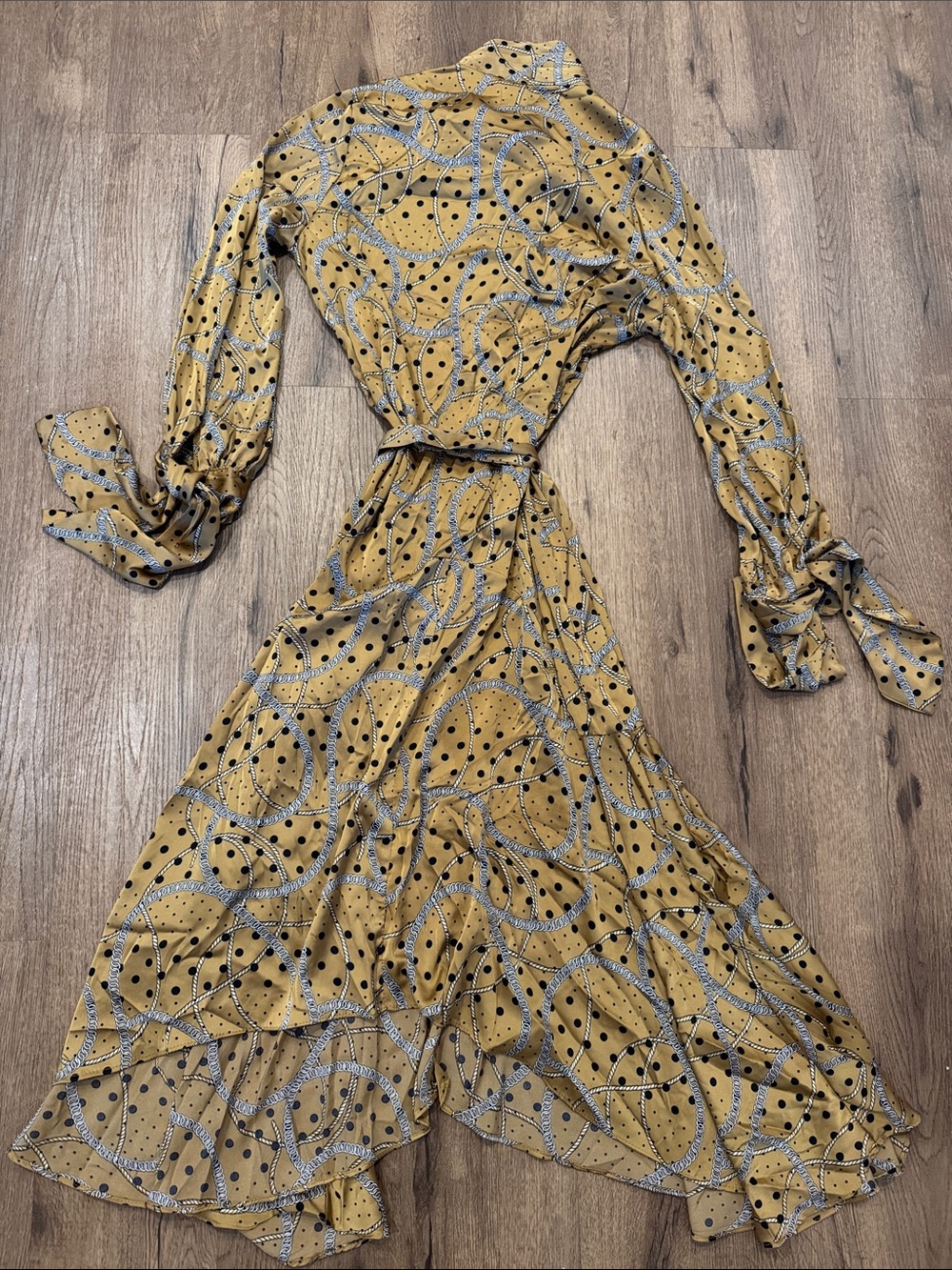 Beulah Mustard Yellow Printed Maxi Dress with Tie-Neck - Picture 3 of 3
